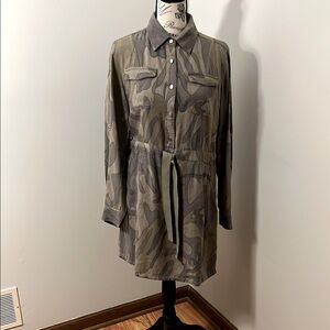 JAPNA Camouflage Shirt Dress-Size Medium